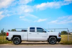 SB-GM-SLVD/10TW1/BK -Audio Discount Store SB GM SLVD 10TW1 VEH 2